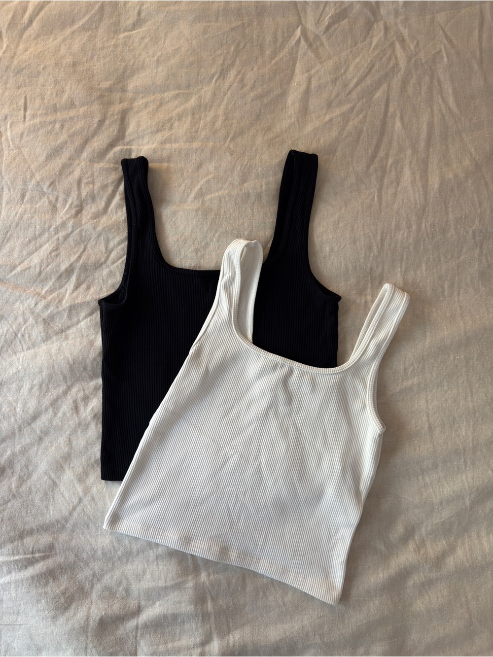 Abercrombie & Fitch Ribbed Tank Duo — Black & White